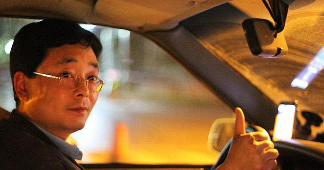 長夜無眠 滴滴代駕司機(jī)的生存困境與行業(yè)反思